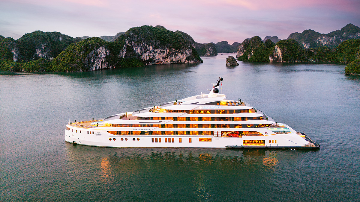 Grand Pioneers Cruise Vịnh Hạ Long